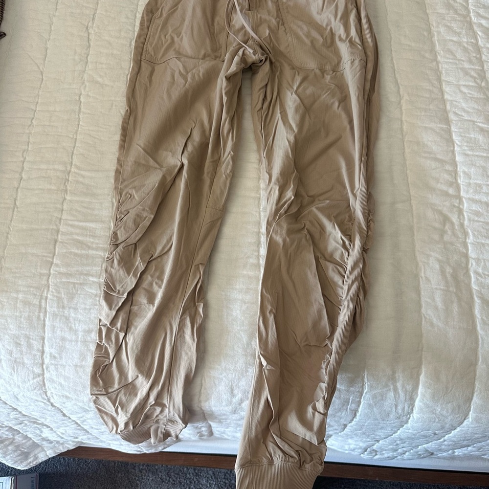Jogger Tan Pants